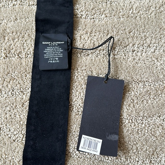 NWT Saint Laurent YSL Black Suede Scarf Choker Metallic Stars & Silver Studs - Picture 12 of 16